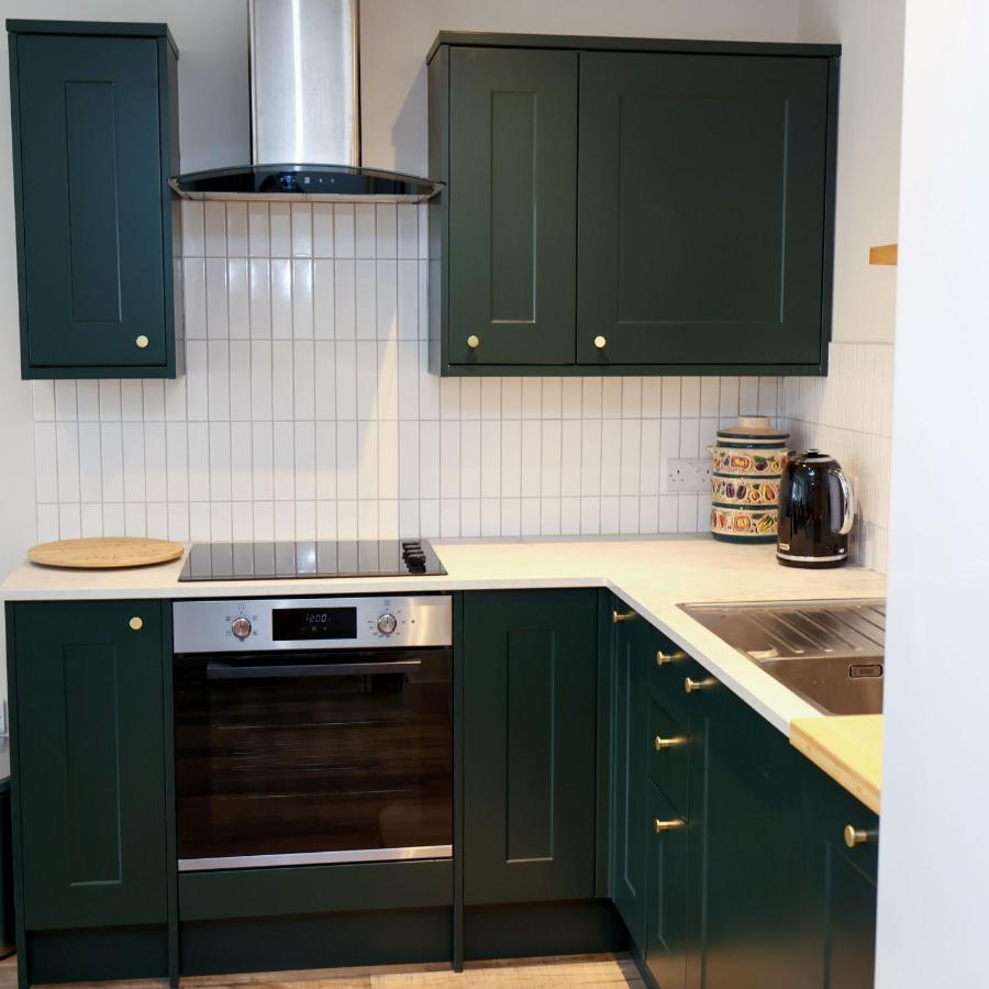 Spacious 1-Bed Apartment With Super King Or Twin In Central Charlbury, Cotswolds Eksteriør bilde